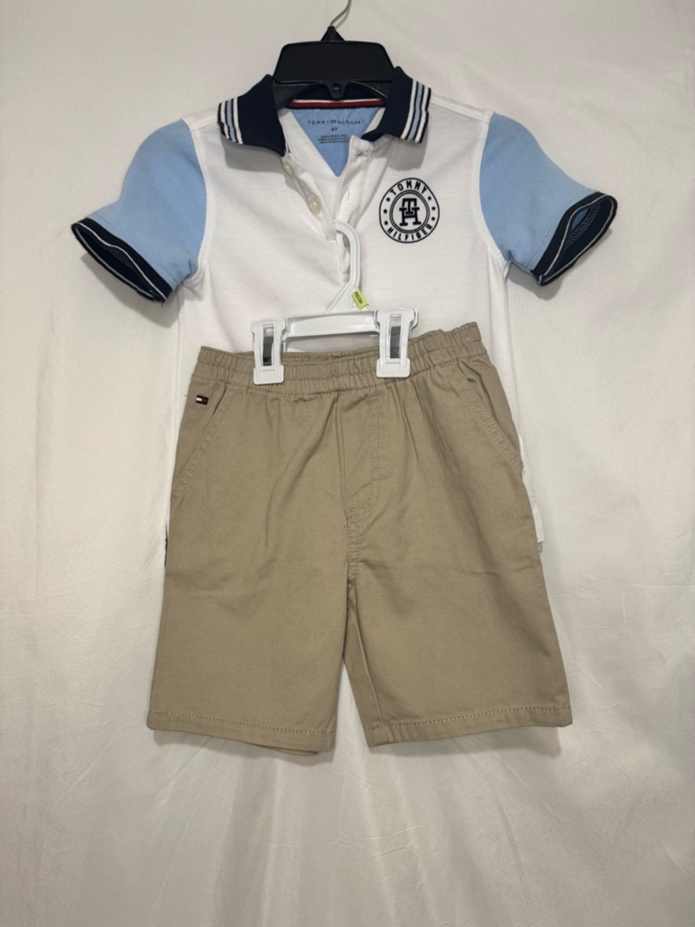 Boy’s Tommy Hilfiger Polo Shirt and Shorts 2-Piece set Size 4T